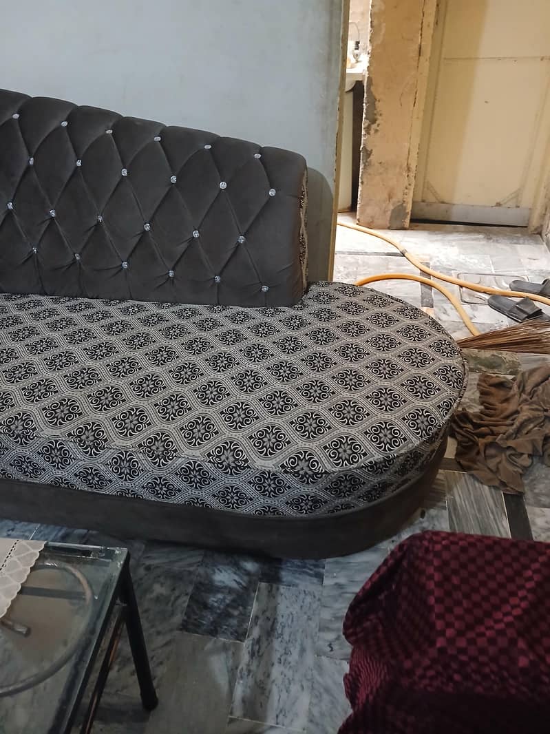 dewan 3 seater 3
