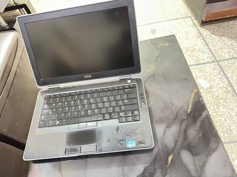 Dell laptop 0