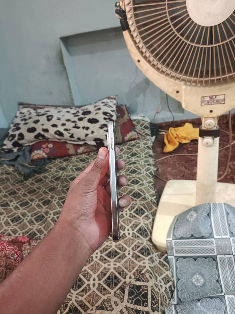 Infinix Zero 20 4