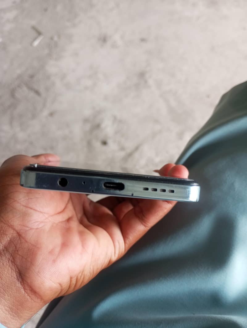 Infinix Note 30   {16.256} 6