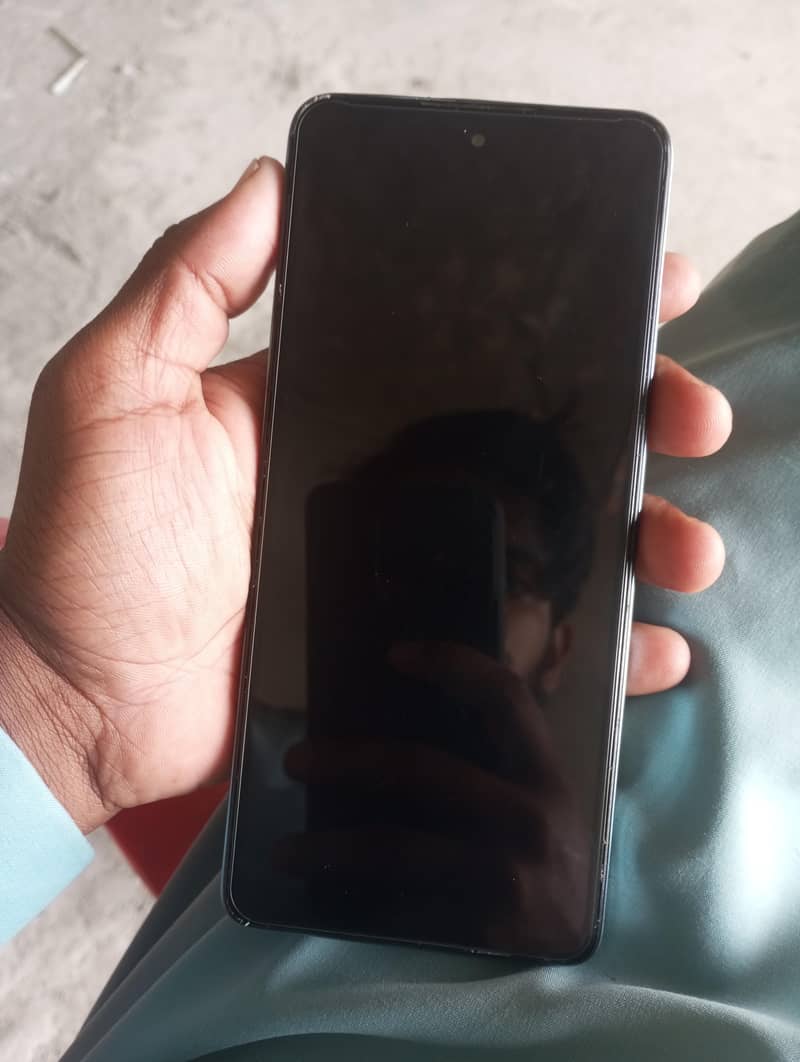 Infinix Note 30   {16.256} 7