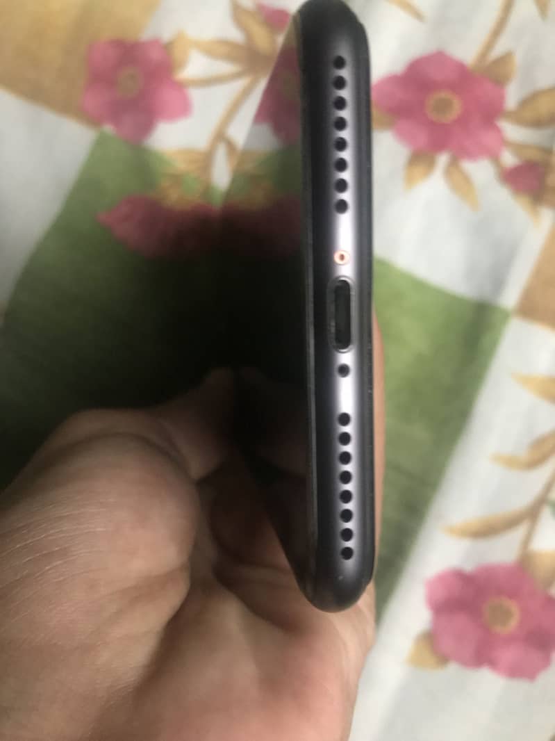 iPhone 8plus 3