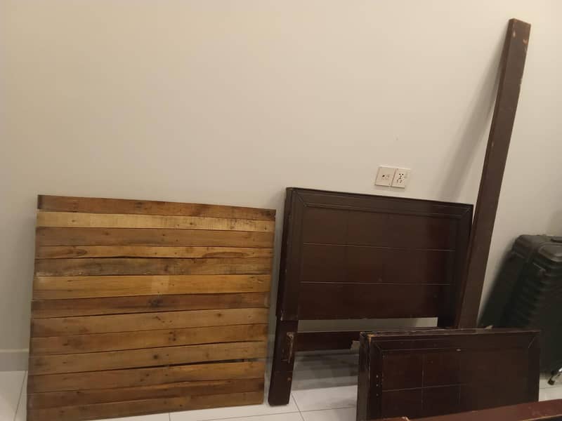 single bed with mettres 2