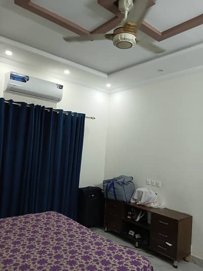 10 MARLA UPPER PORCTION FOR RENT