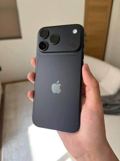 Apple iPhone 18 Pro Max 0