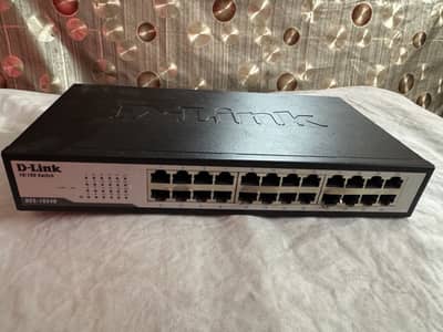 D Link Desktop Switch 24 ports