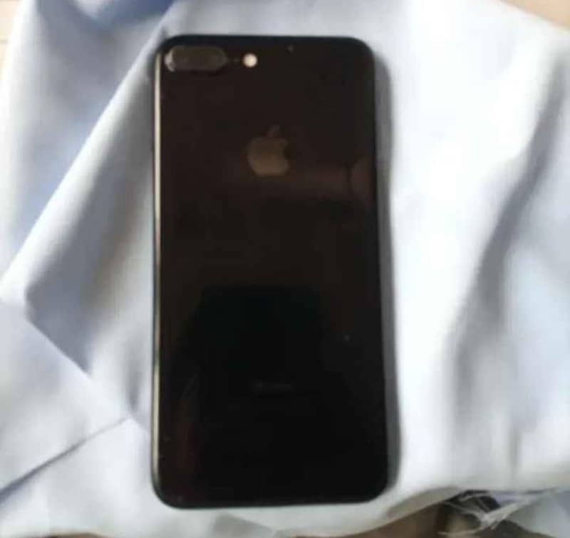 Apple iPhone 7 Plus 1