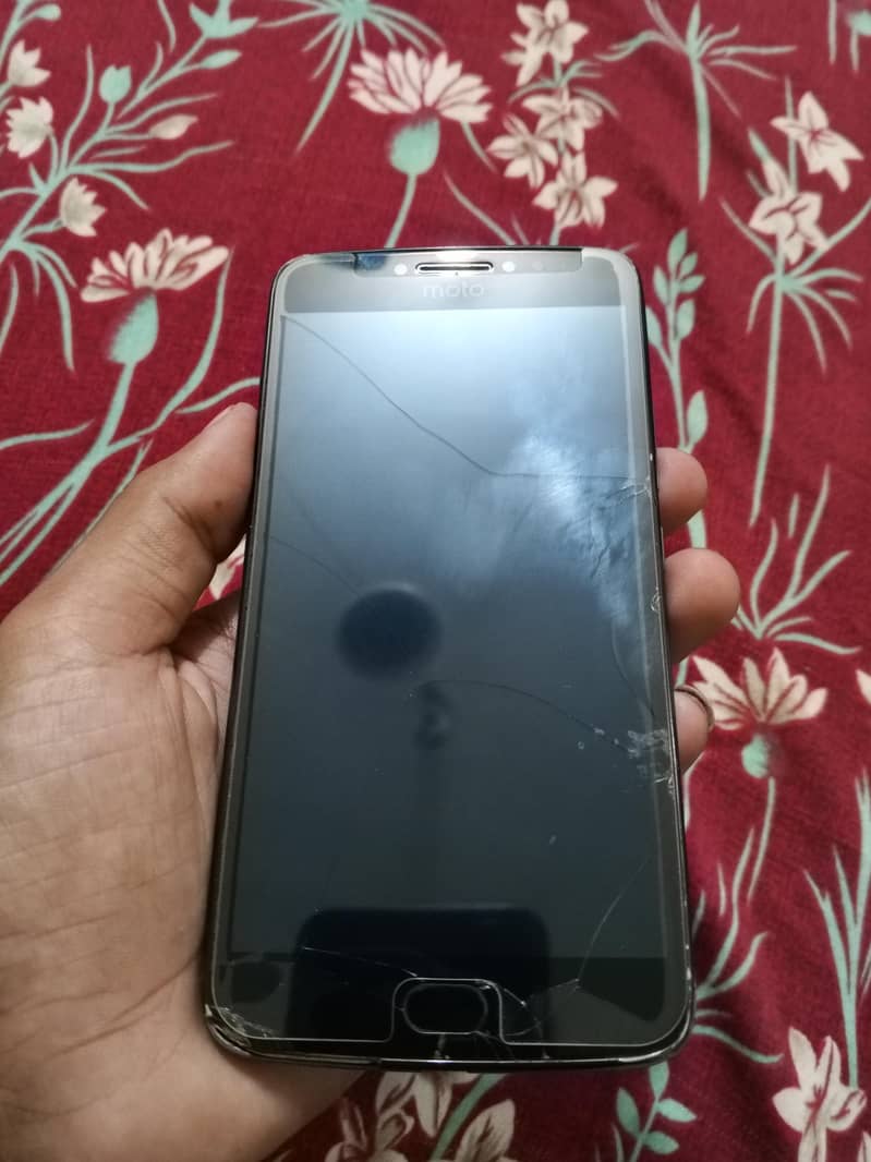 Moto E4 plus Pta Approved 4