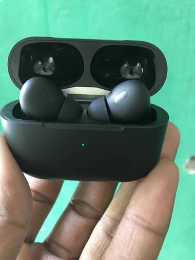 Apple AirPods (2nd Gen)