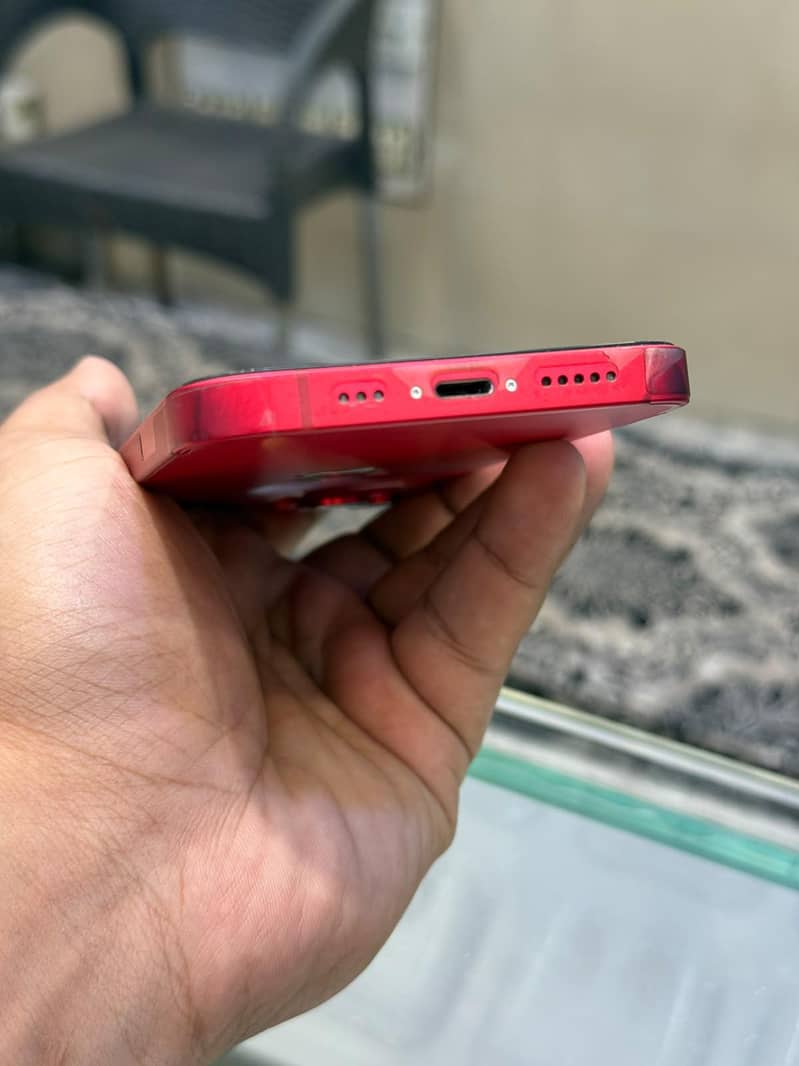 Apple iPhone 14 3