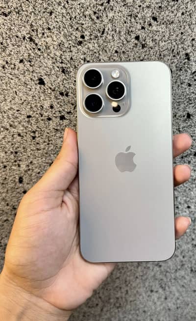 Apple iPhone 15 Pro Max Jv 256gb 100 battery health 80 cycle count