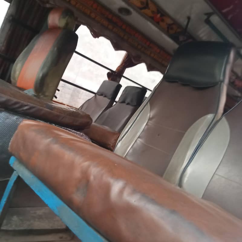 bed ford bus 3