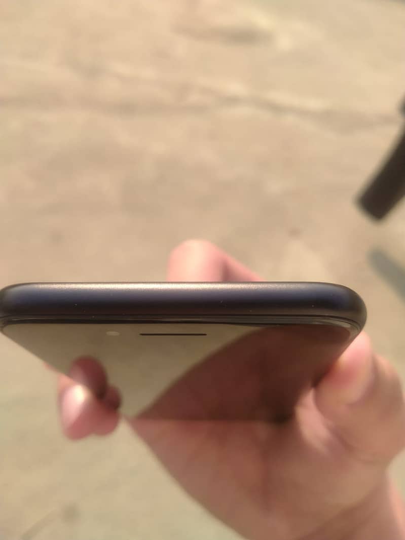 Apple iPhone SE 1
