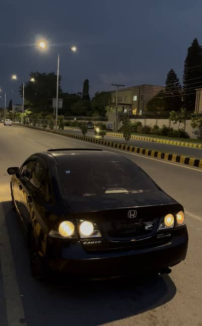 Honda Civic Oriel 2009