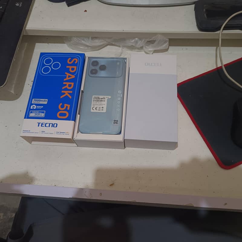 Tecno spark 50 3