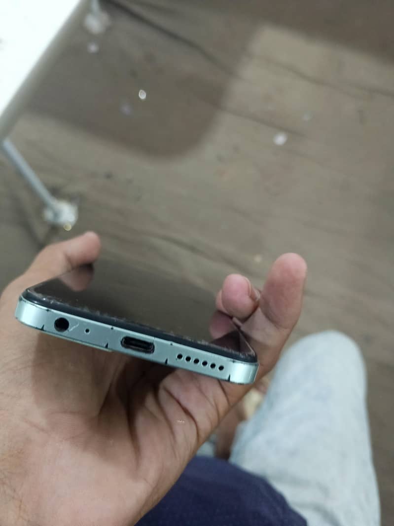Sparx Neo 5 Plus 1