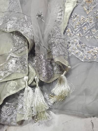 3 piece fancy suit not used more than 2 times