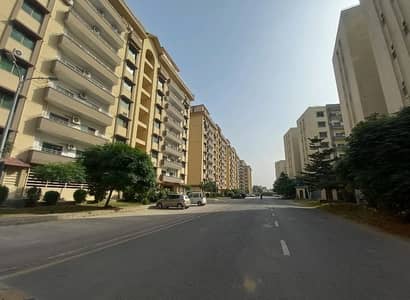 14 Marla Flat In Askari For rent At Good Location