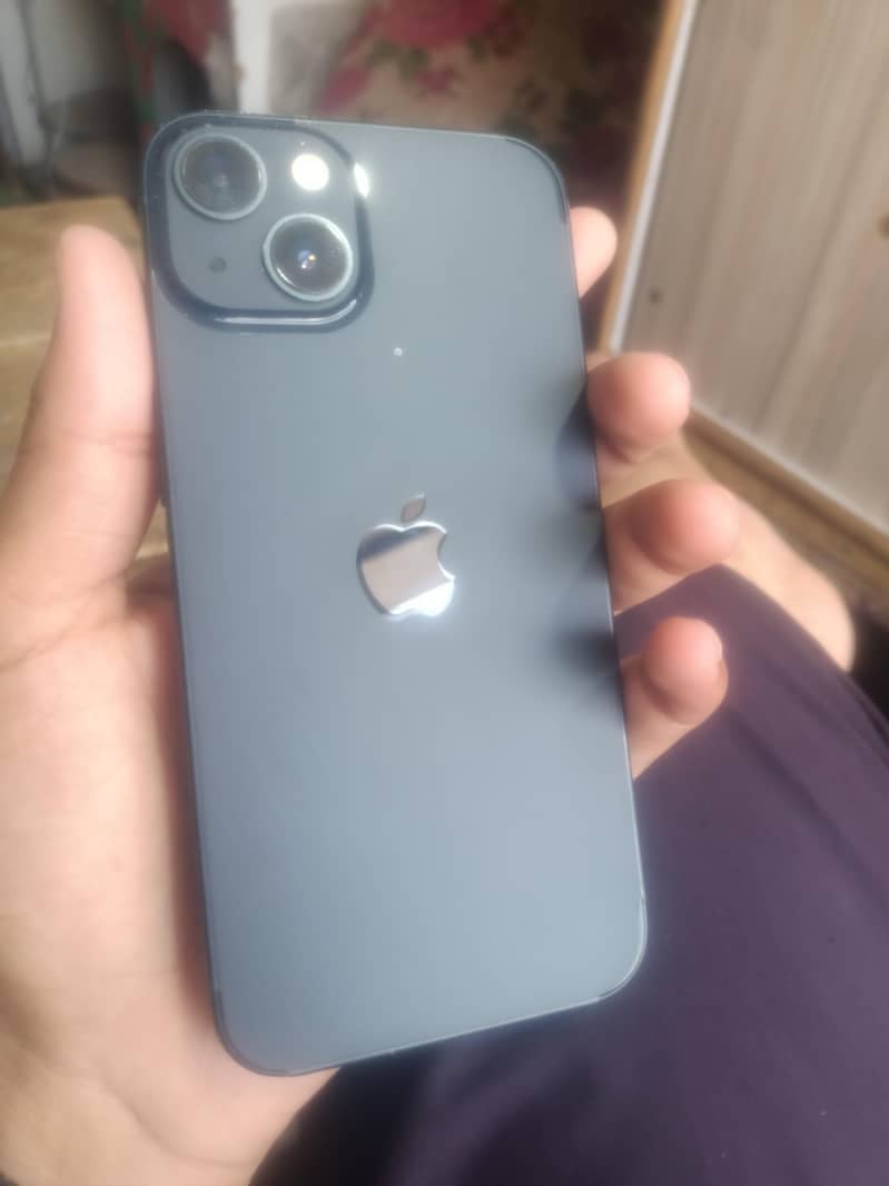 Apple iPhone 13 1