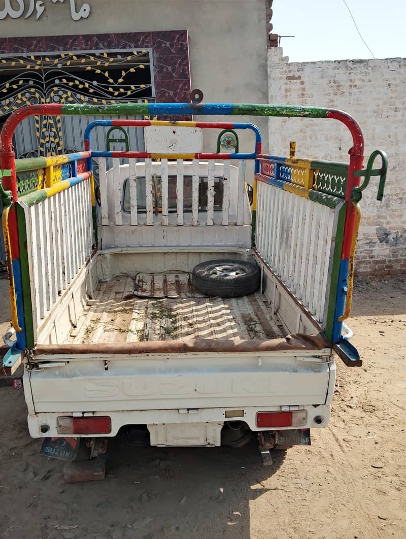 Suzuki Ravi 2002 6