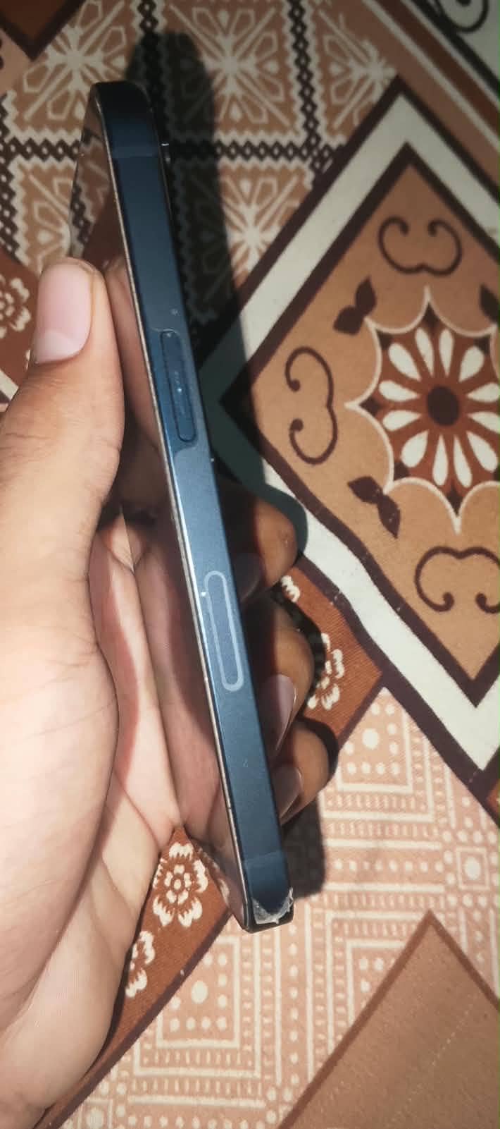 Apple iPhone 13 1