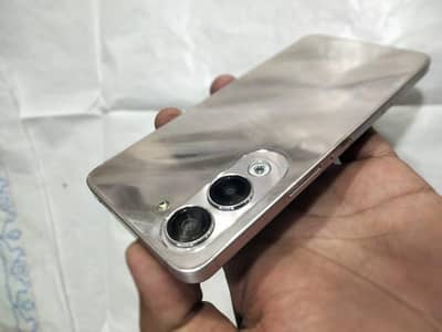 vivo y04 better than Samsung Galaxy oppo Infinix iphone Redmi realme