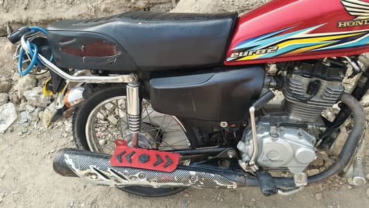 Honda 125, 2017 model (18 shape), Peshawar Registration