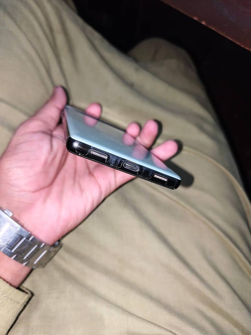 Google Pixel 6a 1