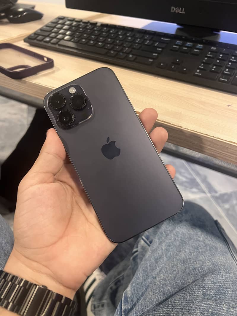 Apple iPhone 14 Pro Max 2