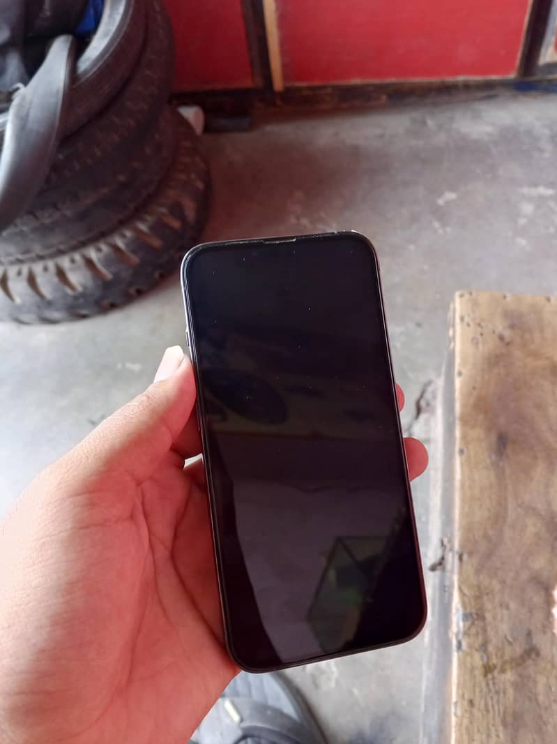 Apple iPhone 13 Pro 6