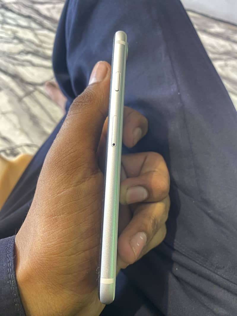 Apple iPhone SE 1