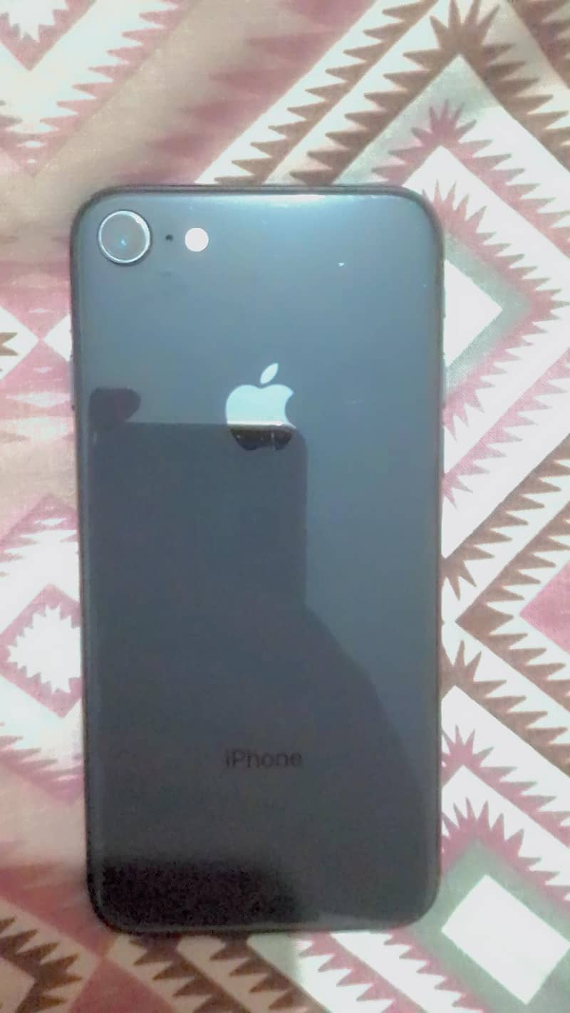 Apple iPhone 8 4