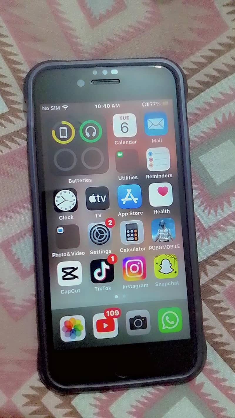 Apple iPhone 8 5