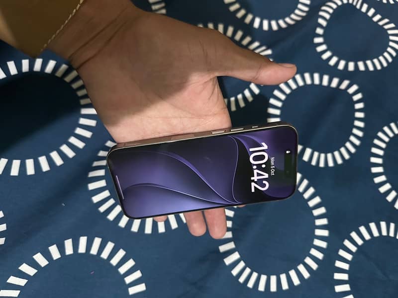 Apple iPhone 15 Pro 0