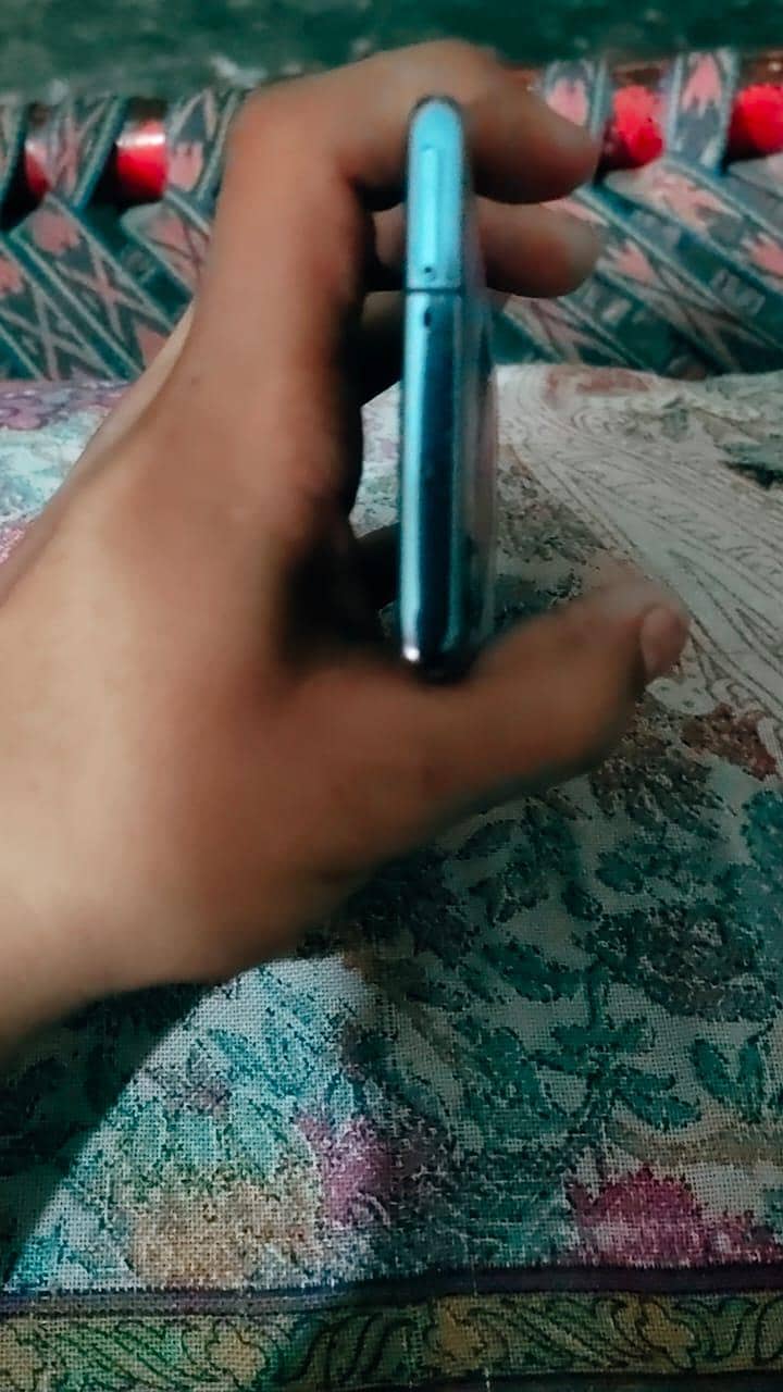 Samsung Mobile Note 10 Plus 3