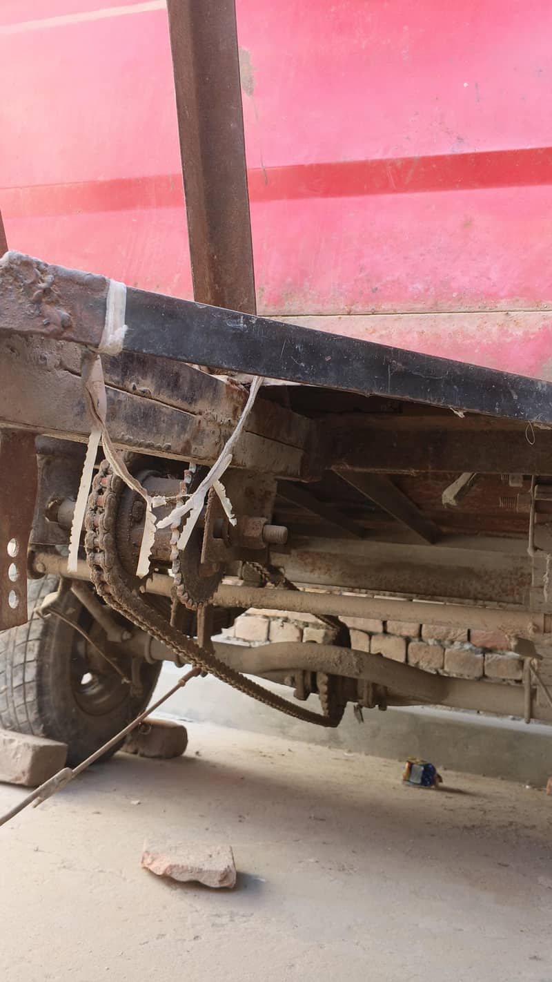loading rickshaw body 1