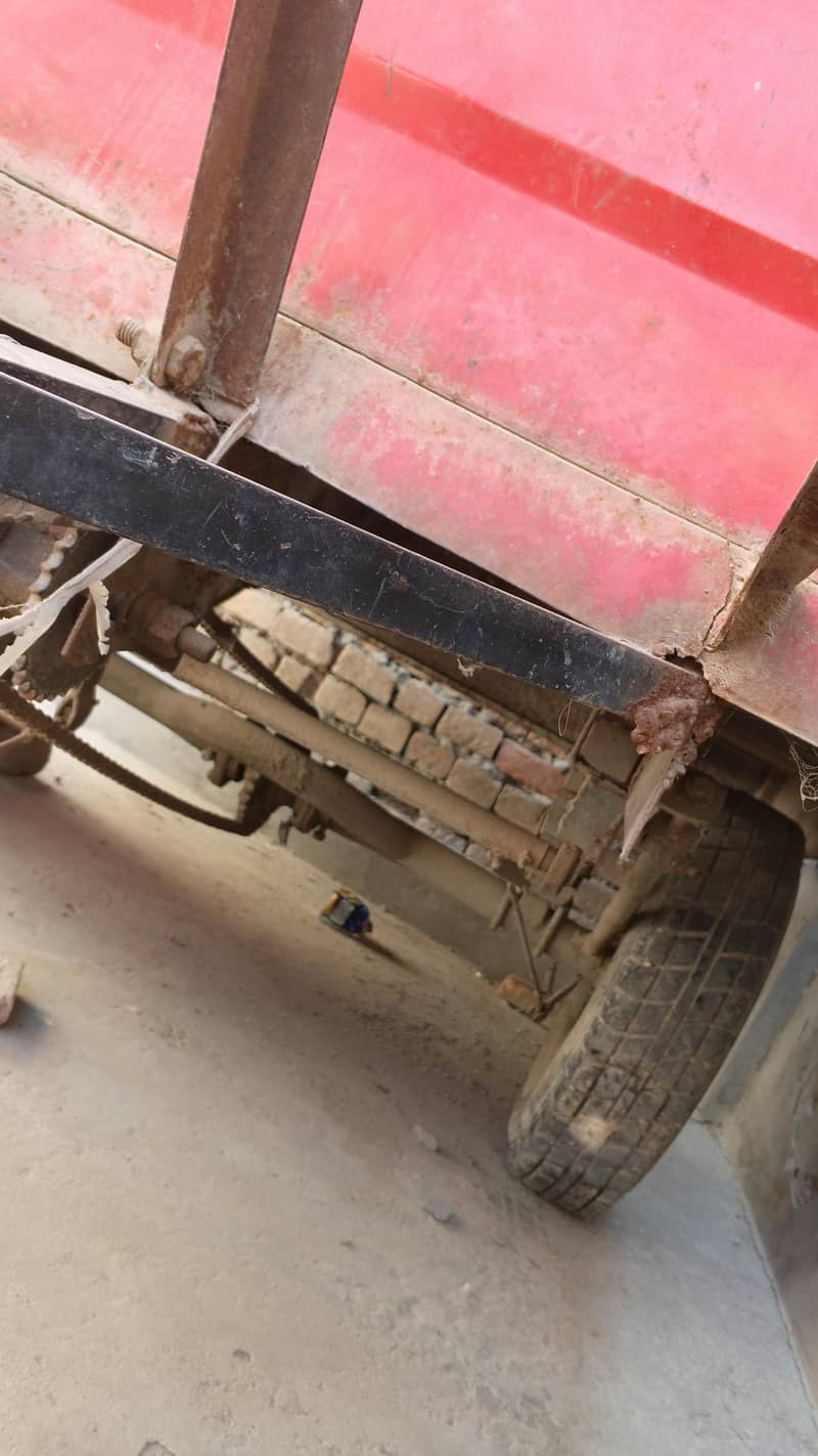 loading rickshaw body 2