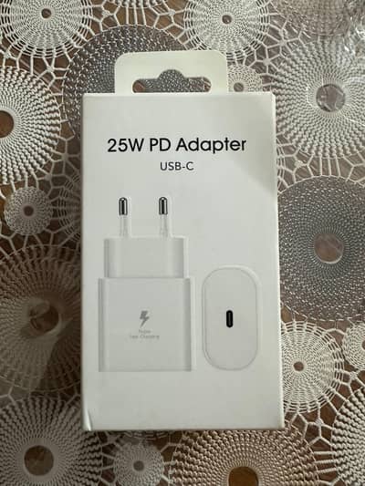 25 W Adapter