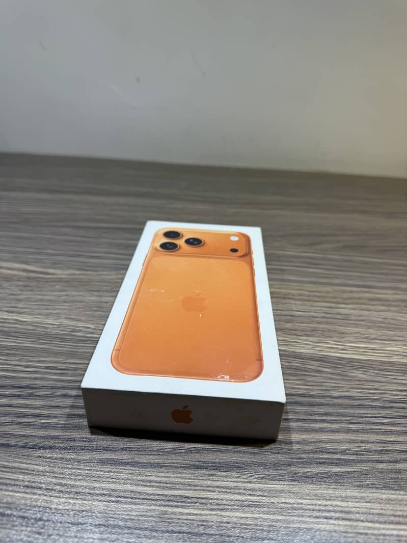 Apple iPhone 17 Pro Max 2