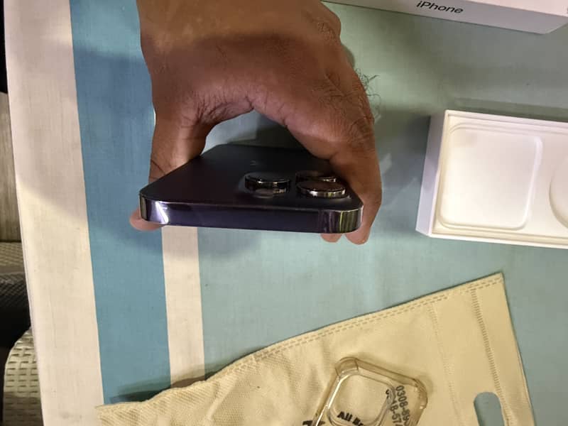 IPhone 14 Pro 4
