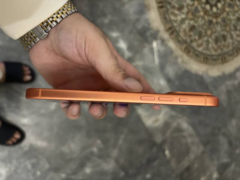 Apple iPhone 17 Pro Max 0