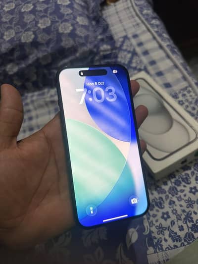 Apple iPhone 15