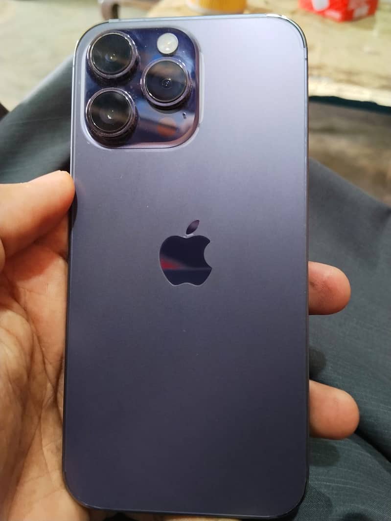 Apple iPhone 14 Pro Max 3