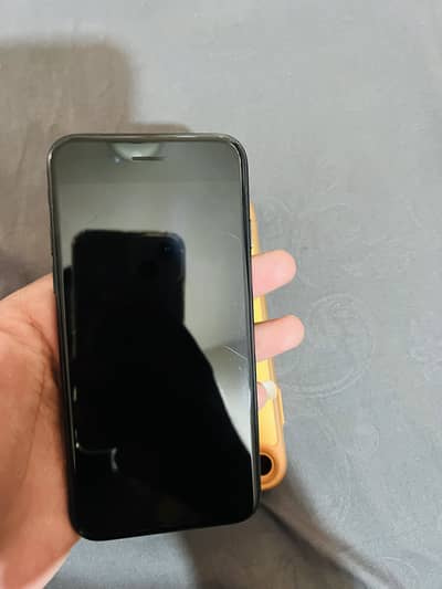 Apple iPhone 7