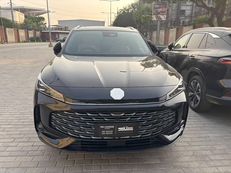 MG HS SUPER HYBRID  2026 MODEL 3