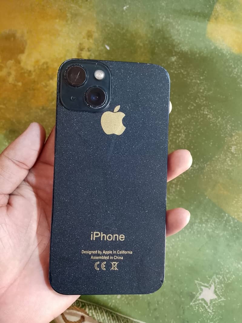 Apple iPhone 13 4