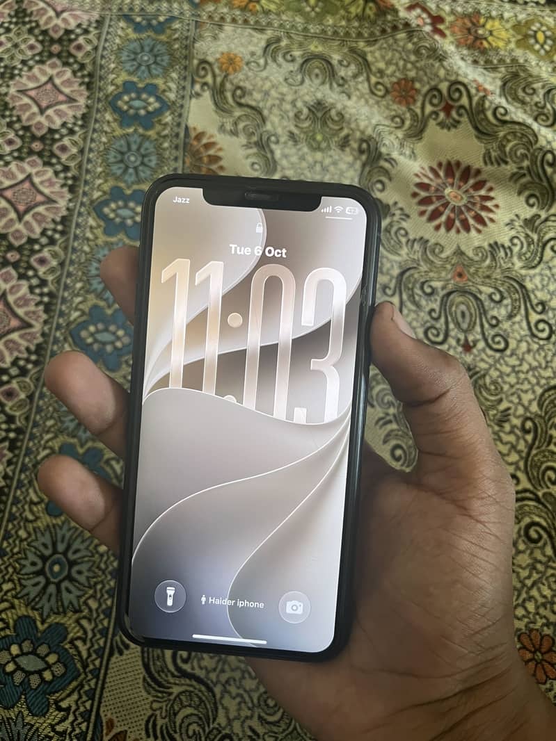 Apple iPhone 11 Pro 0