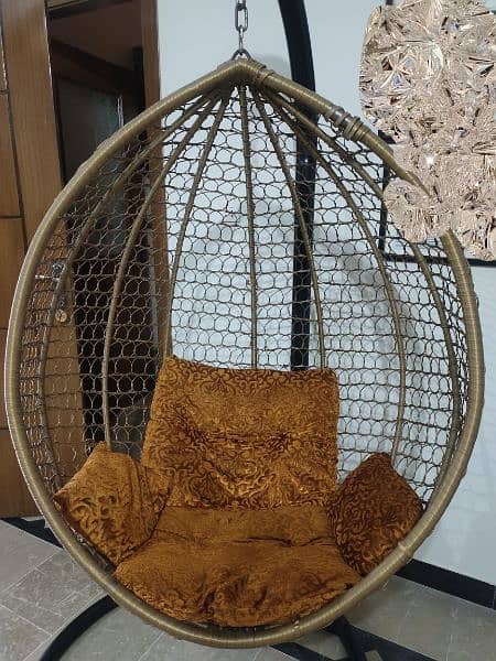 Egg shape iron hanging swing 1