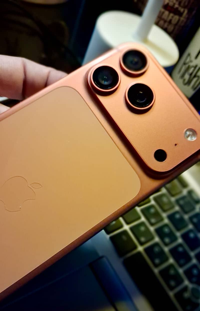Apple iPhone 17 Pro Max 3
