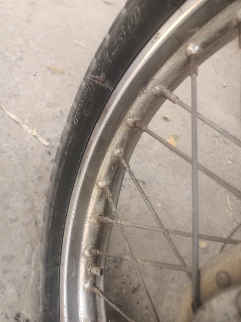 CD 70 in Good condition 7